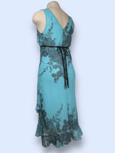 Load image into Gallery viewer, Y2K F21 Lace Print Dress-sz S/M
