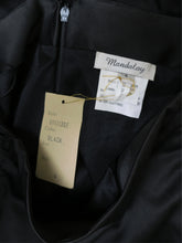 Load image into Gallery viewer, Deadstock Mandalay Corseted Midi Skirt-sz 4
