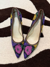 Load image into Gallery viewer, ‘04 Miu Miu Spring/Summer Floral Heels-sz 38.5/8
