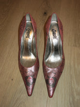 Load image into Gallery viewer, Carlos Tattoo Pointed Heels-sz 7.5
